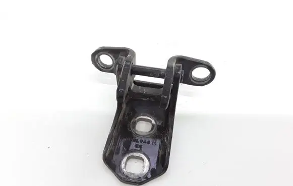 Cadillac BLS Rear door lower hinge 06LVA6