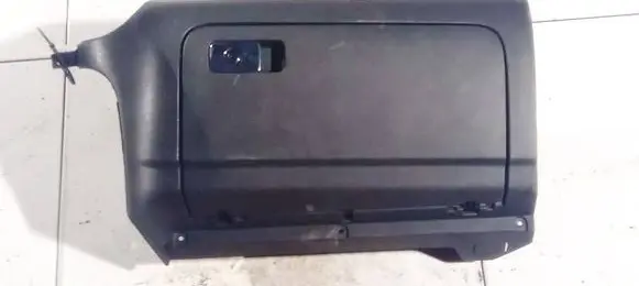 Volkswagen Tiguan Glove box 1k1857290 13-55d300466