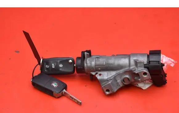 Skoda Roomster (5J) Ignition lock 6R0905851D