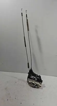 Mitsubishi Grandis Front door lock