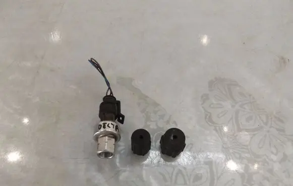 Lancia Delta Oil pressure sensor 51768498