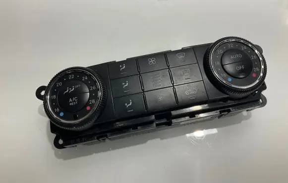 Mercedes-Benz ML W164 Climate control unit A2518208489 A2518204289 5HB96491420