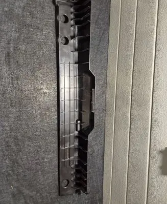 Porsche Macan (95B) Other trunk/boot trim element 8R0861836