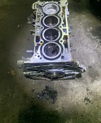 Nissan Qashqai J12 Engine block HR13