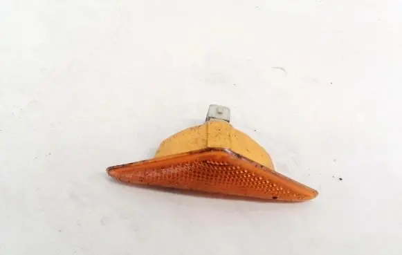 Ford Focus Front fender indicator light XS4H3K354A