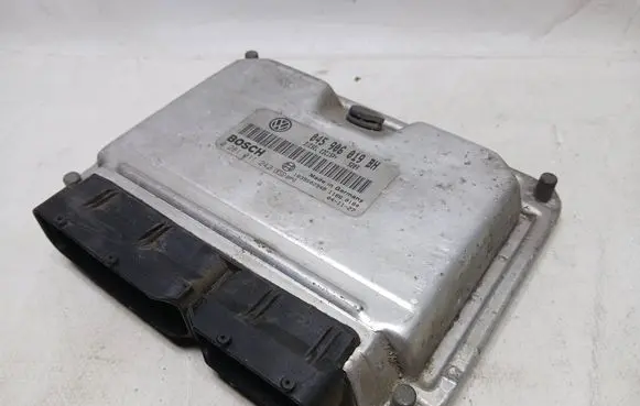 Volkswagen Polo Engine control unit/module ECU 045906019BHKAS 045906019BH 0281011242