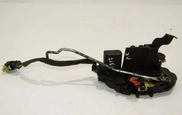 KIA Carnival Front door lock