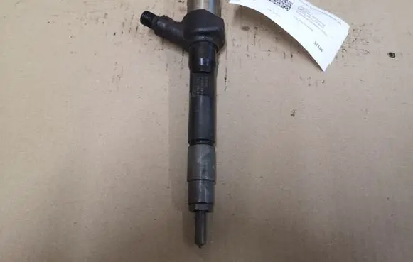 Mazda 6 Fuel injector R2AA 13H50