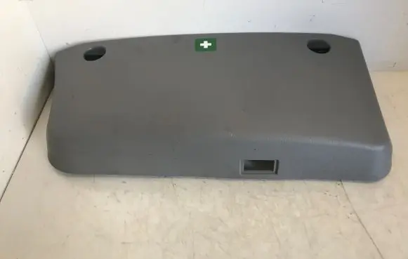Glove box