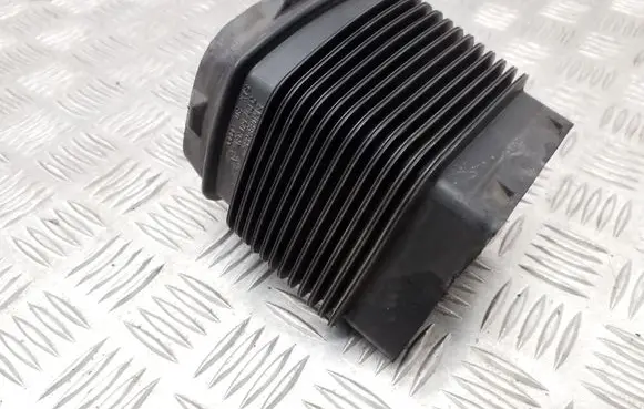 Audi A6 S6 C6 4F Air intake duct part 4F0129740C