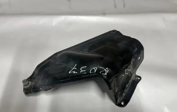 Chevrolet Camaro Heat shield in engine bay 12673614
