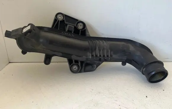 Intercooler hose/pipe
