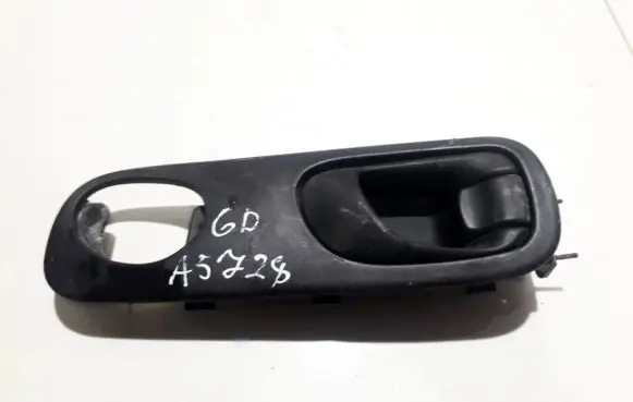 Rear door interior handle