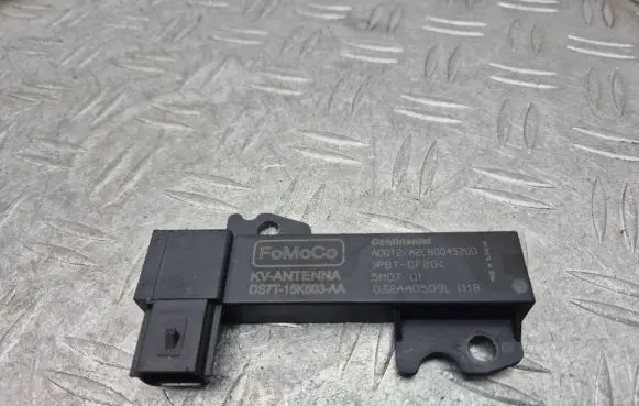 Ford Focus Keyless system antenna DS7T15K603AA