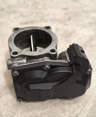 Jeep Grand Cherokee Throttle valve 50569200 11413B4085