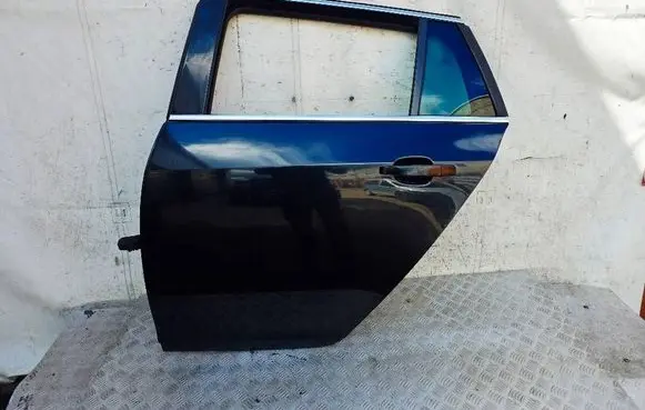 Opel Insignia A Rear door