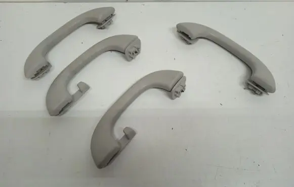 Citroen C5 A set of handles for the ceiling 9681364780 9686111180 9681334080