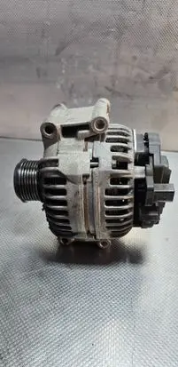 Audi A4 S4 B8 8K Generator/alternator 06H903016L 140A BOSCH