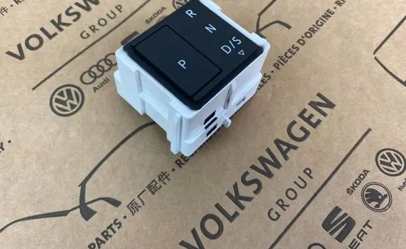 Volkswagen Transporter - Caravelle T7 Gear shifter/selector 7T0713052D