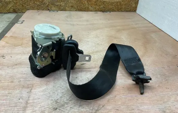 Ford S-MAX Rear seatbelt 9613B85A