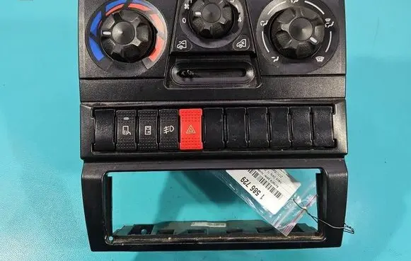 Iveco Daily 4th gen Climate control/heater control trim 178140000 IMPRK1586729