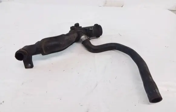 Ford Kuga I Oil fill pipe 9654733980