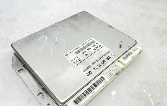Mercedes-Benz S W220 ESP (stability system) control unit 2205451832 0265109607