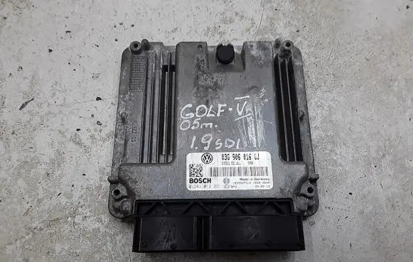 Volkswagen Golf IV Engine control unit/module