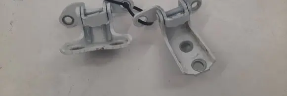 Toyota Yaris Cross Rear door hinge set 