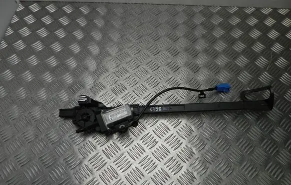 Mercedes-Benz C W205 Seat adjustment motor A2058600282 V798