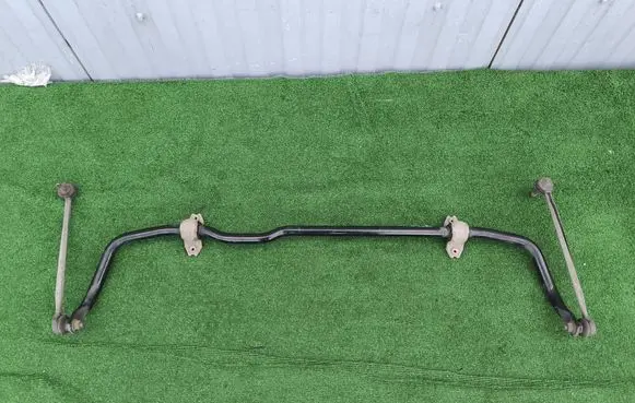 Volkswagen Tiguan Front anti-roll bar/sway bar 3Q0411303