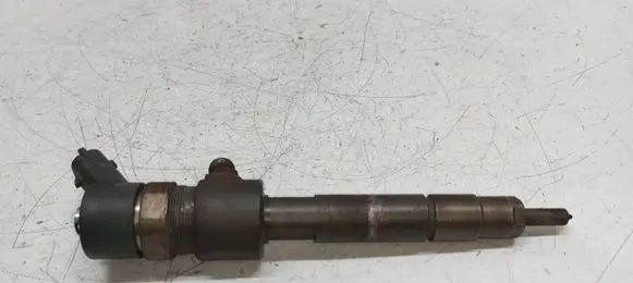 Opel Zafira B Fuel injector 0445110276 8Z1H7KCAA 68922