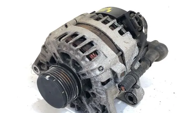 KIA Carens III Generator/alternator 37300-2A805