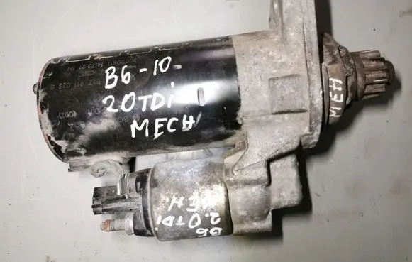Volkswagen PASSAT B6 Starter motor 02Z911023S