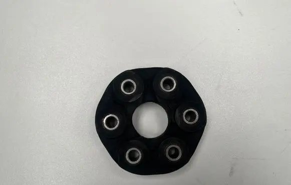 BMW 1 E81 E87 Rear prop shaft donut coupling/joint 1225624