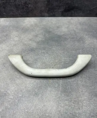 Audi A4 S4 B5 8D Front interior roof grab handle 8D0857607