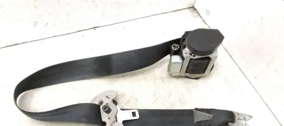 Renault Laguna III Front seatbelt 868840029R 8022008