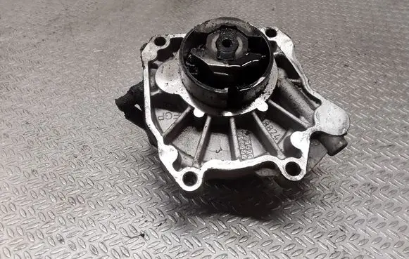 Vacuum pump