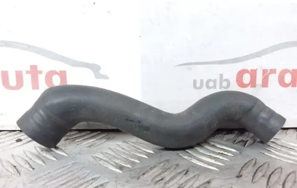 Mercedes-Benz Vito Viano W639 Engine coolant pipe/hose