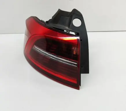Volkswagen PASSAT B8 Rear/tail lights 3G9945207K