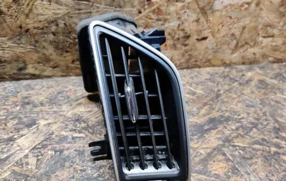 Infiniti Q50 Dashboard side air vent grill/cover trim 687604GA0