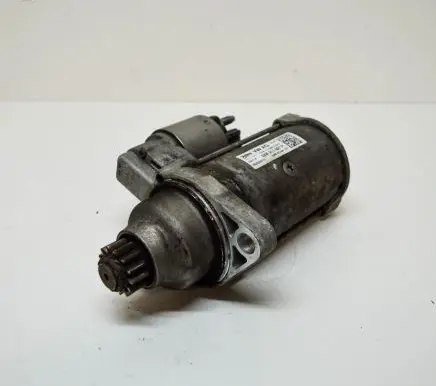 Volkswagen PASSAT B8 Starter motor 02M911021P