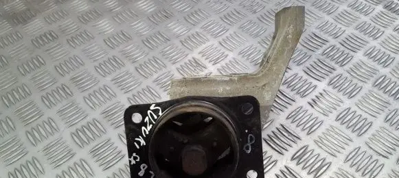 Engine mount bracket