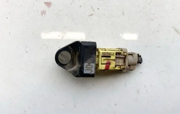 Toyota Hilux (AN120, AN130) Airbag deployment crash/impact sensor 