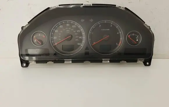 Volvo XC90 Speedometer (instrument cluster) 30682286