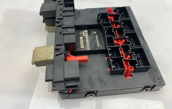 Volkswagen PASSAT B7 Comfort/convenience module 1K0937049N F005V00483