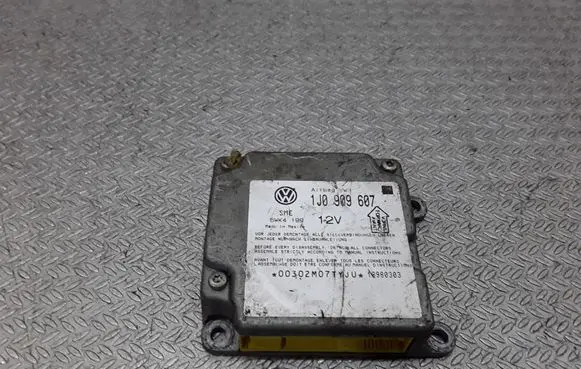 Volkswagen PASSAT B5 Airbag control unit/module 1J0909607 5WK4199