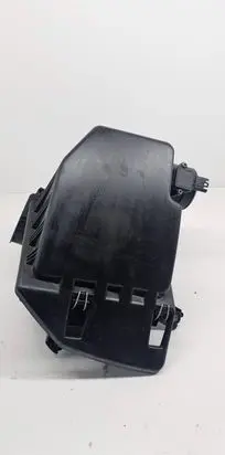 BMW 5 E60 E61 Air filter box 8482572 752051903 7521031