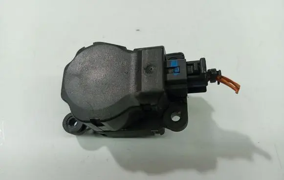 Citroen C5 Air flap motor/actuator 4PUH19E616AB