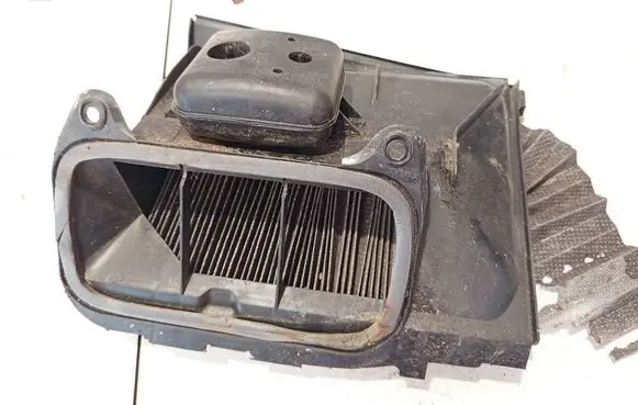 Opel Omega B1 Vacuum air tank 2945akt